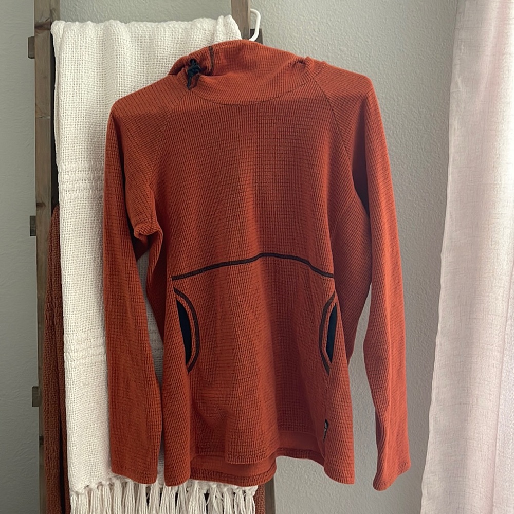 Melanzana sweatshirt- Women’s Large Orange
